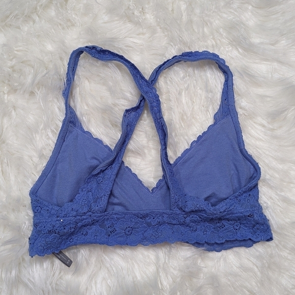 Aerie Cross Back Strappy Lace Bralette in Blue‎ Size Medium - Picture 3 of 6